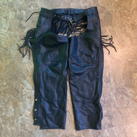 FMC Leather Chaps with fringe 2X - Picture 2 of 6